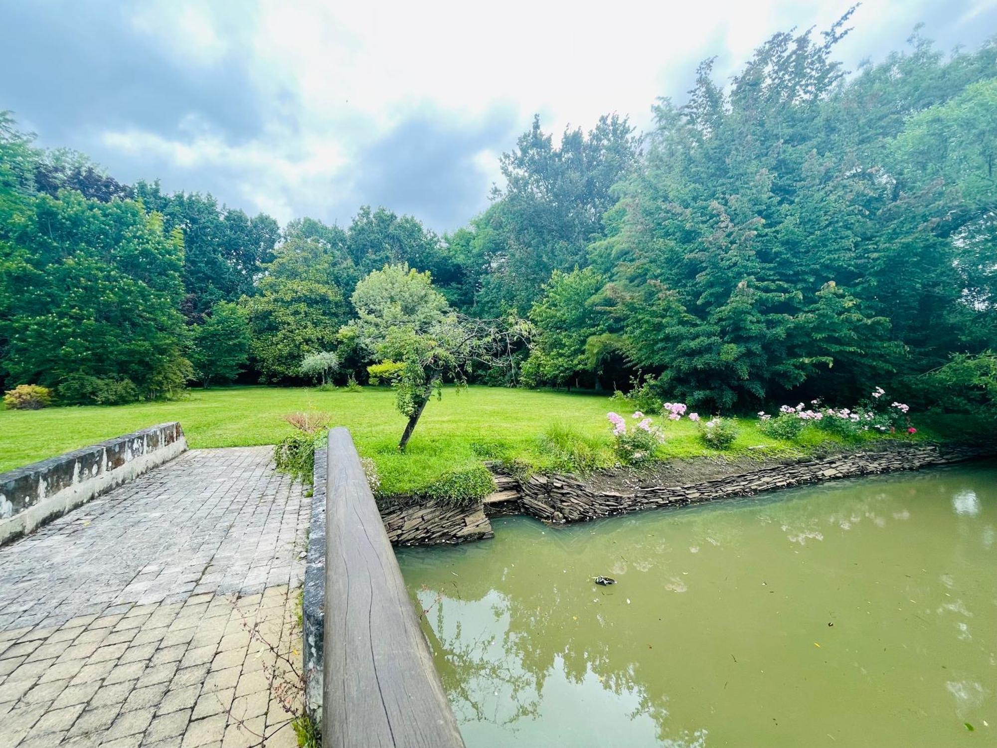 Domaine Jeanne De Laval Villa La Bohalle Bagian luar foto