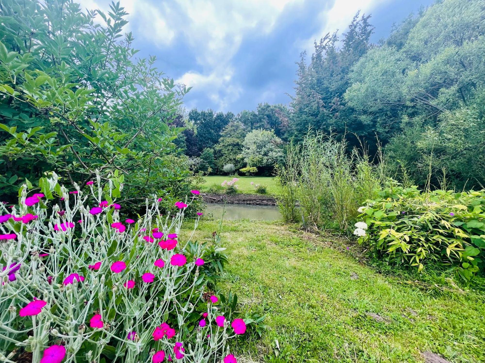 Domaine Jeanne De Laval Villa La Bohalle Bagian luar foto
